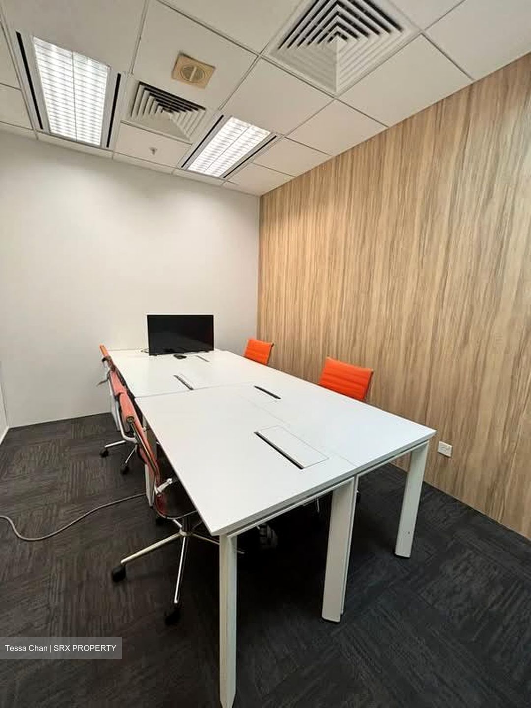 Bugis Junction (D7), Office #536390721